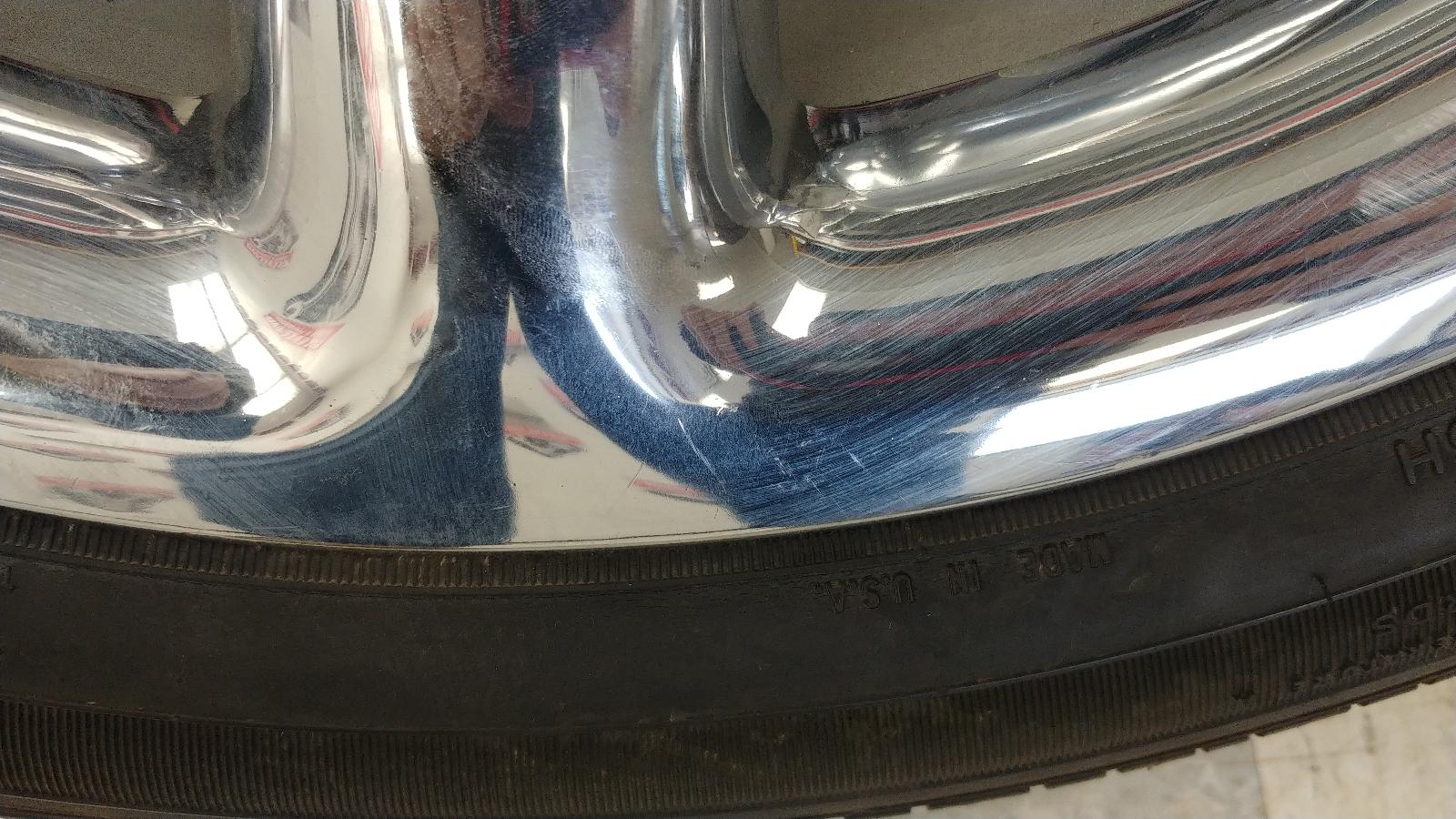CURB RASH 2003-2006 Chevrolet SSR OEM Rear 20×10 6x127mm 5 Spoke Chrome Wheel 15117288 4 CURB RASH 2003-2006 Chevrolet SSR OEM Rear 20×10 6x127mm 5 Spoke Chrome Wheel 15117288 - Image 4
