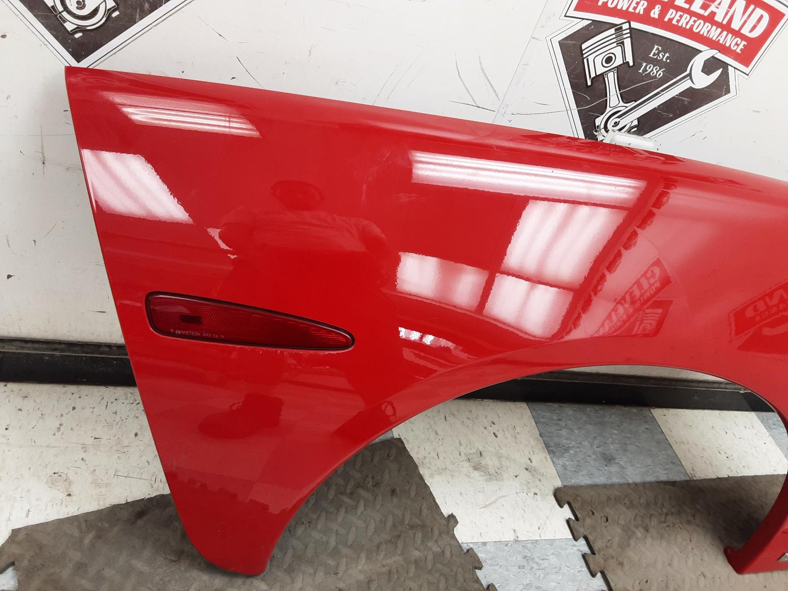 2005-2013 C6 Chevrolet Corvette Coupe OEM Right Passenger Side Rear Quarter Panel Red 20972891 4 2005-2013 C6 Chevrolet Corvette Coupe OEM Right Passenger Side Rear Quarter Panel Red 20972891 - Image 4