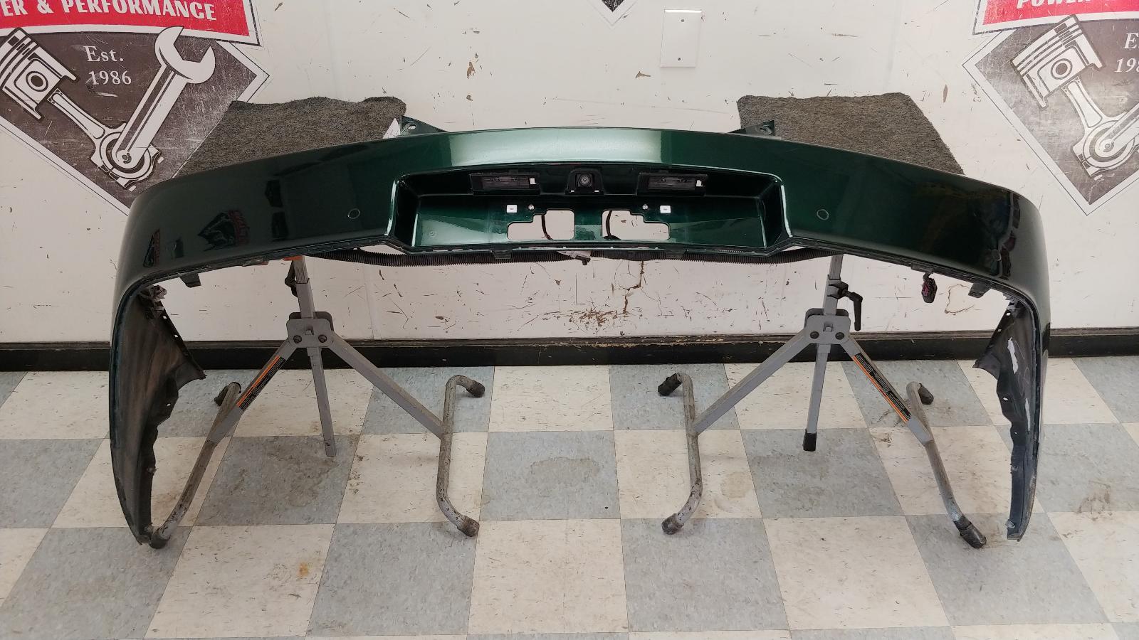 SCRATCH 2014-2015 Chevrolet Camaro SS OEM Rear Upper Bumper Cover Emerald Green 22997672 2 SCRATCH 2014-2015 Chevrolet Camaro SS OEM Rear Upper Bumper Cover Emerald Green 22997672 - Image 2