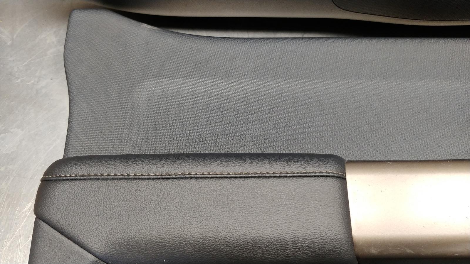 SCRATCH 2024 Ford F150 5.0L OEM Front & Rear Interior Door Trim Panels 10 SCRATCH 2024 Ford F150 5.0L OEM Front & Rear Interior Door Trim Panels - Image 10