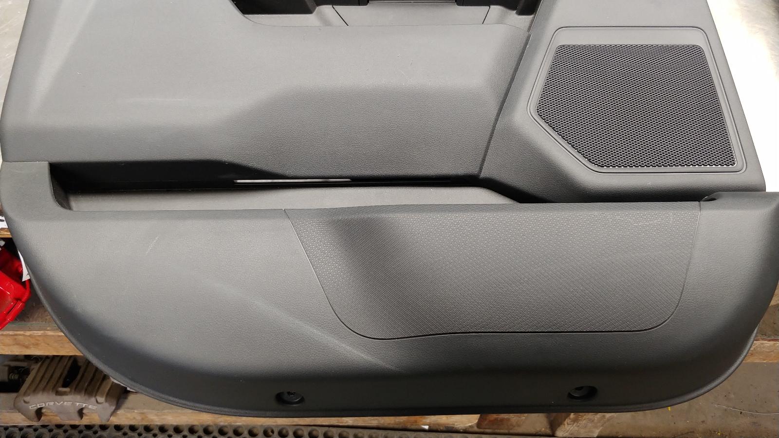 SCRATCH 2024 Ford F150 5.0L OEM Front & Rear Interior Door Trim Panels 13 SCRATCH 2024 Ford F150 5.0L OEM Front & Rear Interior Door Trim Panels - Image 13