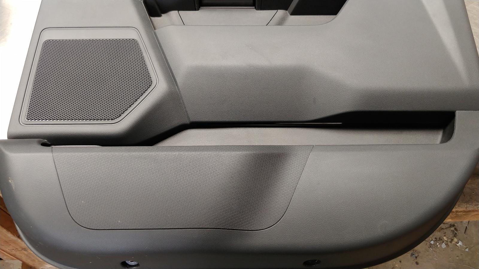 SCRATCH 2024 Ford F150 5.0L OEM Front & Rear Interior Door Trim Panels 21 SCRATCH 2024 Ford F150 5.0L OEM Front & Rear Interior Door Trim Panels - Image 21