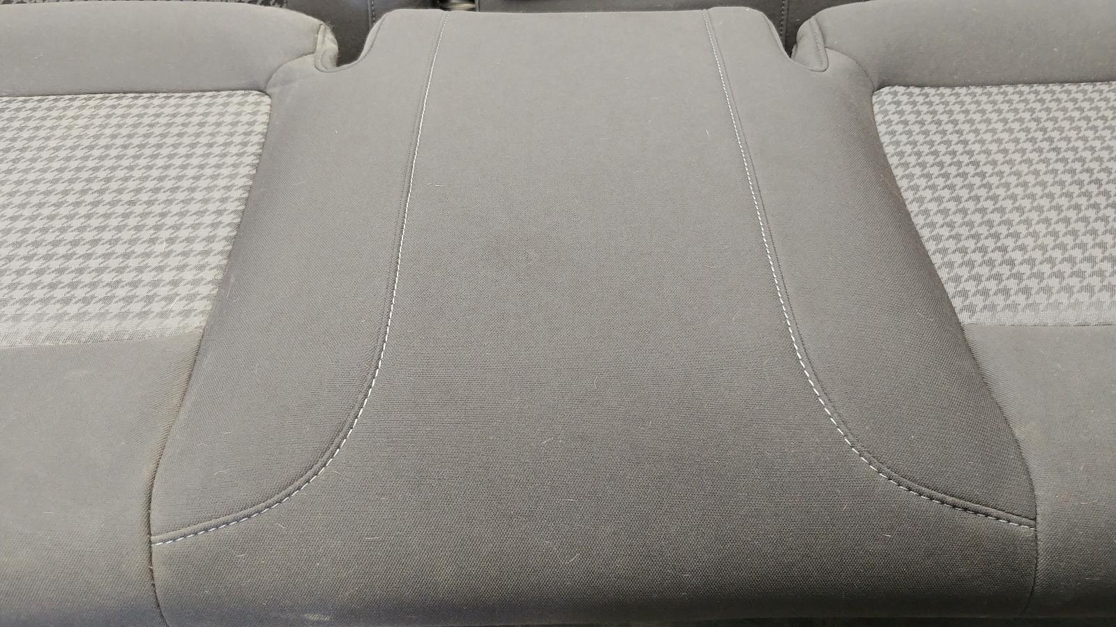 2015-2023 Dodge Challenger R/T Scat Pack OEM Rear Seats Black Cloth 4K 8 2015-2023 Dodge Challenger R/T Scat Pack OEM Rear Seats Black Cloth 4K - Image 8