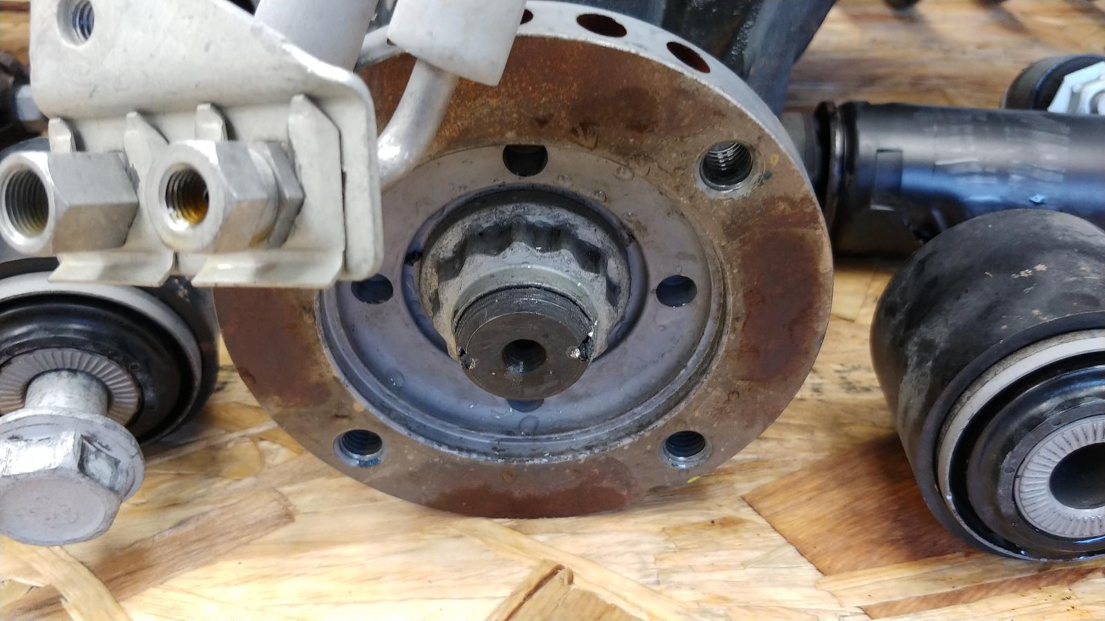 2019-2024 Dodge Ram 2500 OEM Rear Axle Assembly 3.73 Ratio 20K 5 2019-2024 Dodge Ram 2500 OEM Rear Axle Assembly 3.73 Ratio 20K - Image 5
