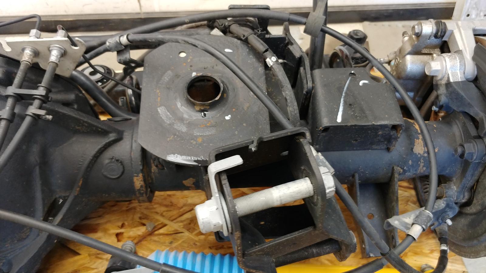 2019-2024 Dodge Ram 2500 OEM Rear Axle Assembly 3.73 Ratio 20K 6 2019-2024 Dodge Ram 2500 OEM Rear Axle Assembly 3.73 Ratio 20K - Image 6