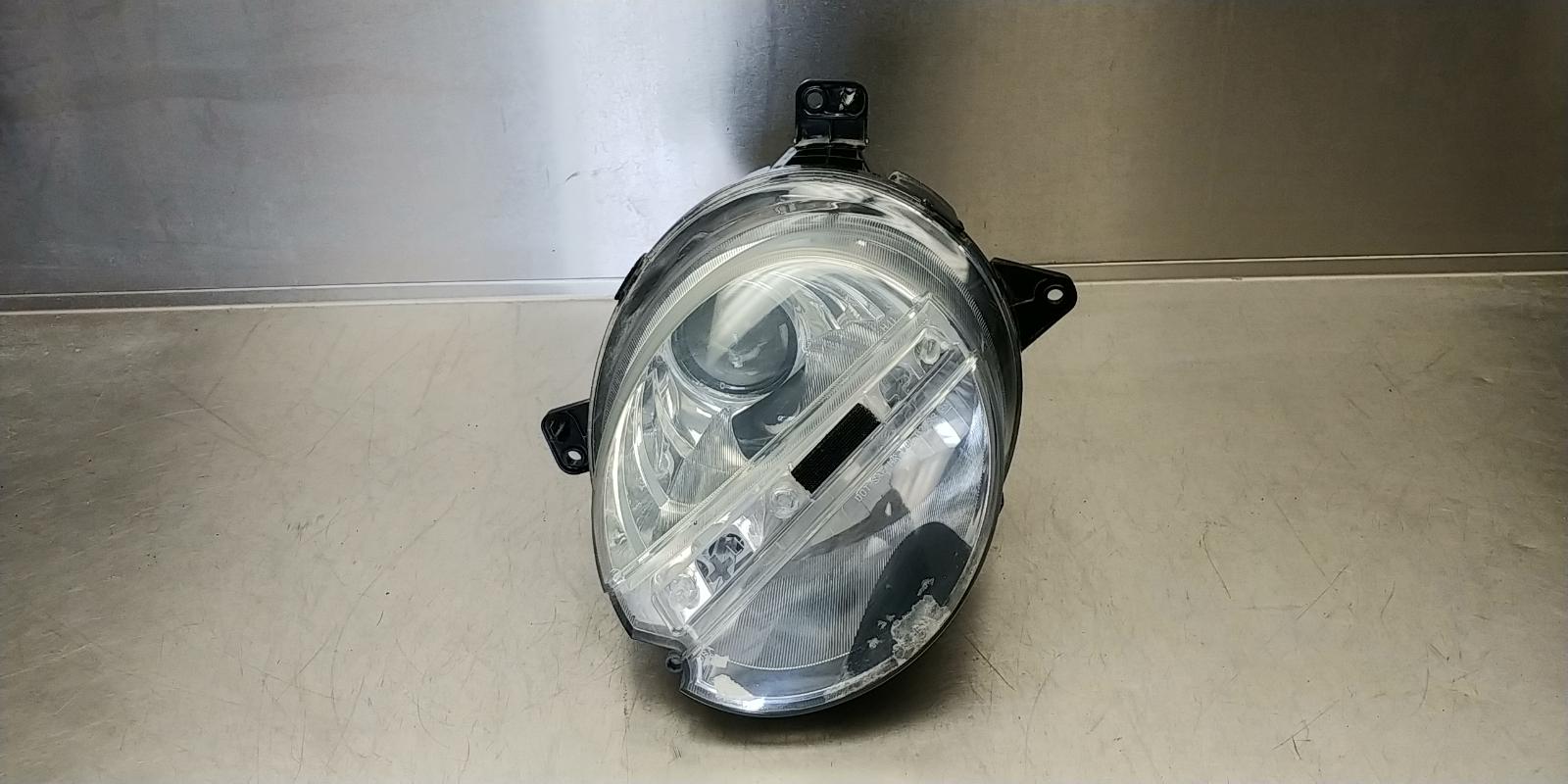 2003-2006 Chevrolet SSR OEM Left Driver Headlight Lamp 15110117 1 2003-2006 Chevrolet SSR OEM Left Driver Headlight Lamp 15110117