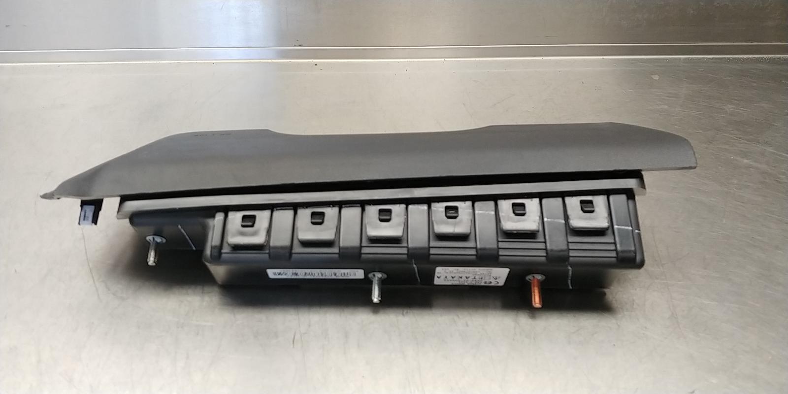 2015-2017 Ford Mustang OEM Left Driver Knee Air Bag FR3B63042A01BC3ZHE 2 2015-2017 Ford Mustang OEM Left Driver Knee Air Bag FR3B63042A01BC3ZHE - Image 2