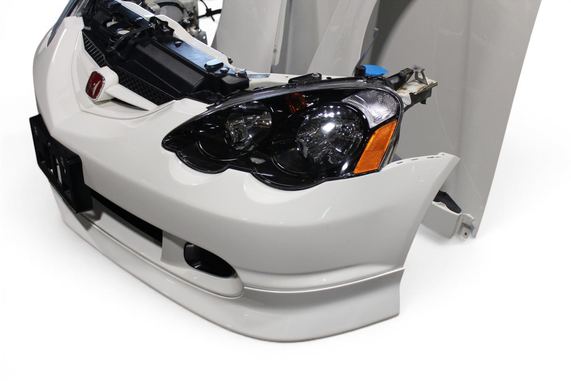 2002 2003 2004 Acura RSX Type R Front End Conversion Hood Fenders Headlights JDM k20a dc5 4 2002 2003 2004 Acura RSX Type R Front End Conversion Hood Fenders Headlights JDM k20a dc5 - Image 4