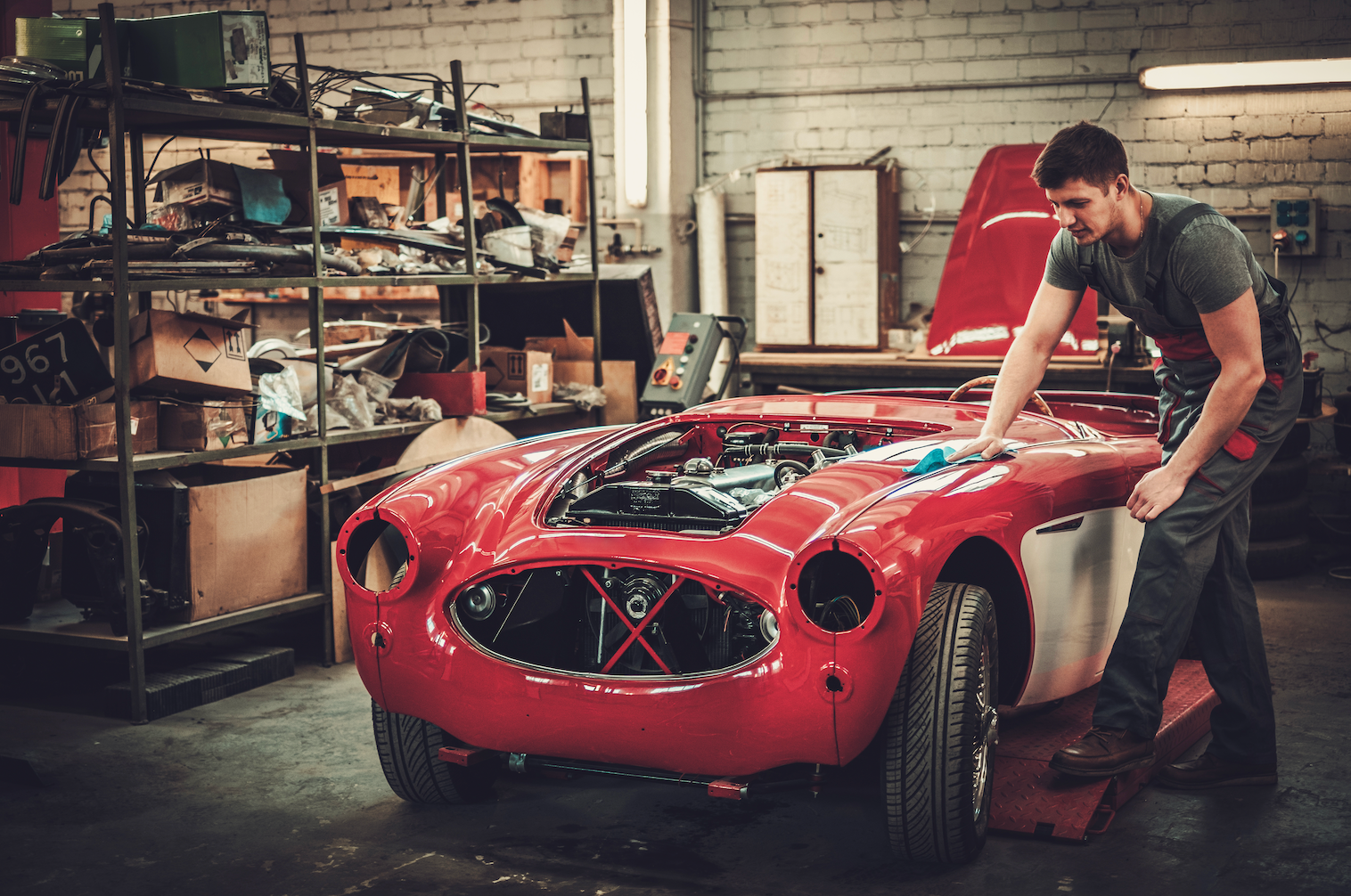 The Best Places to Buy Used Car Parts in the UK - 2025 Guide