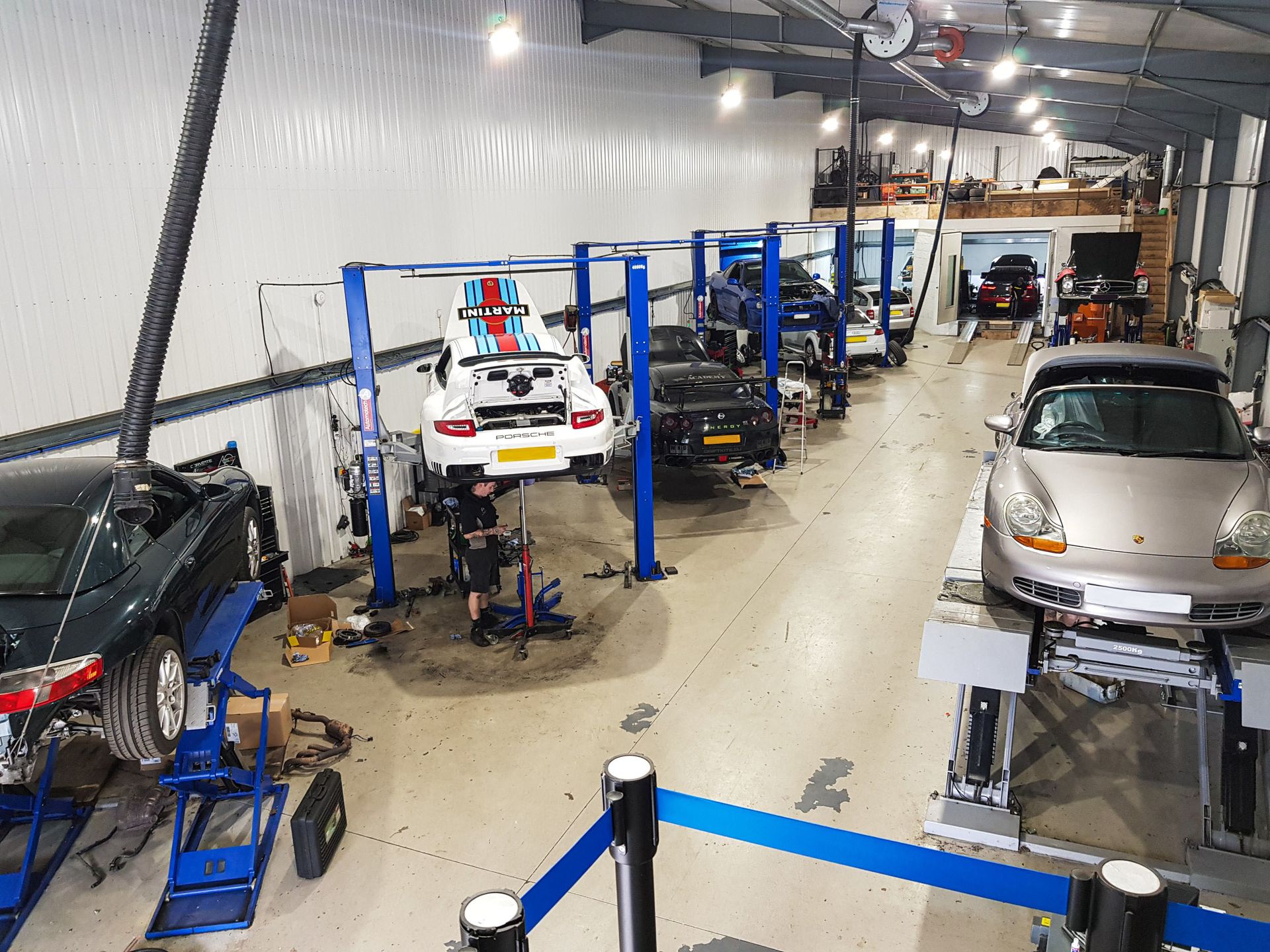 Mechanic Garage UK