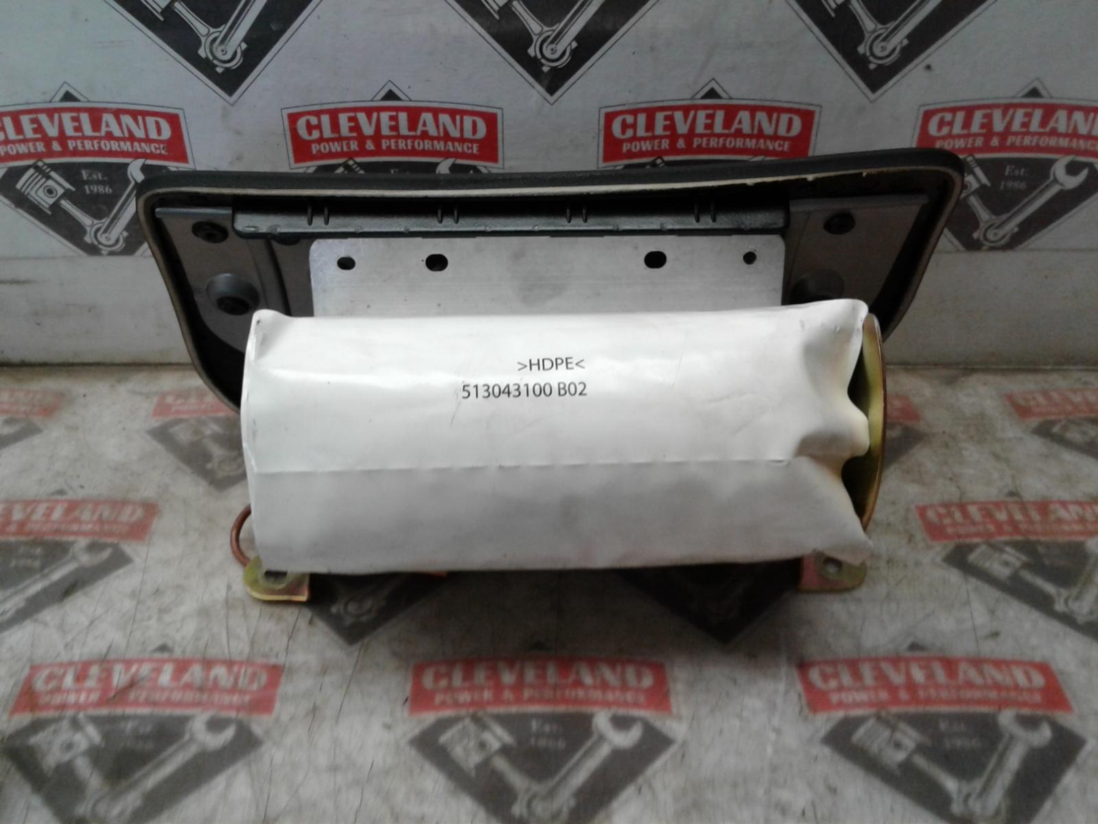 2004-2006 Pontiac GTO OEM Steering Wheel Air Bag & Right Passenger Dash Air Bag 92123175 92156136 4 2004-2006 Pontiac GTO OEM Steering Wheel Air Bag & Right Passenger Dash Air Bag 92123175 92156136 - Image 4